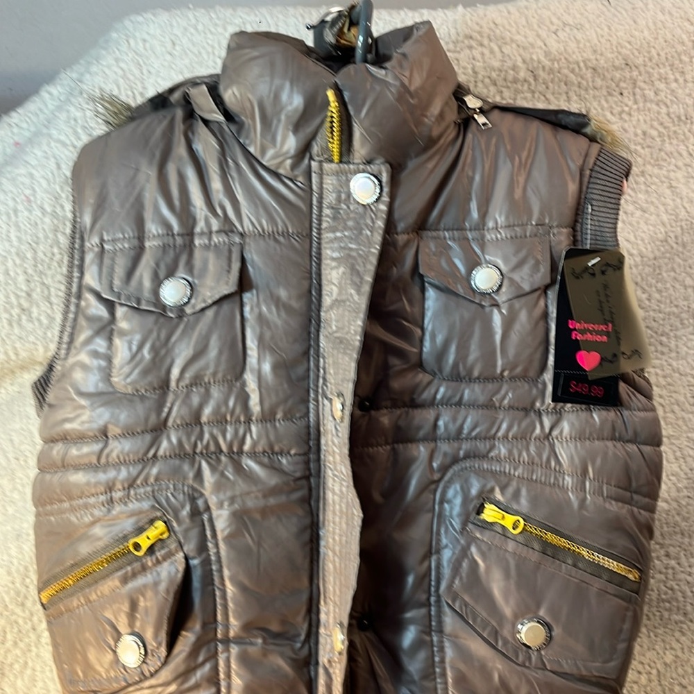 Universal Fashion Youth Girl Hooded Vest